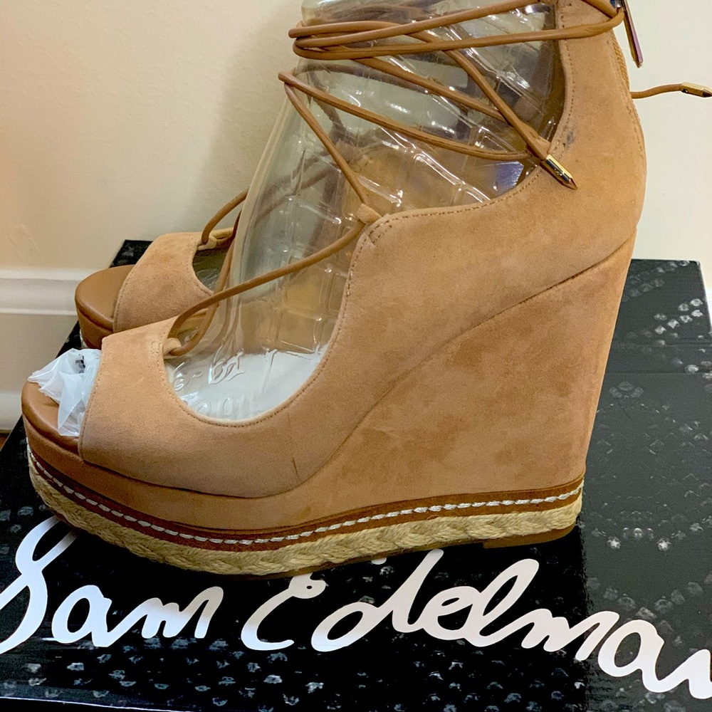 Harriet Camel Suede